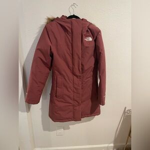 The North Face Artic Parka - Women's Insulated Hooded Parka - Pink/Mauve